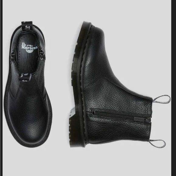 EUC Dr. Martens Chelsea Boots - Picture 2 of 3